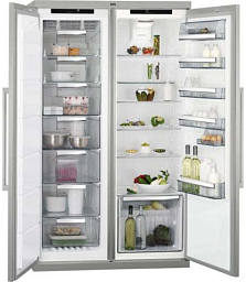 Холодильник AEG RKE73211DM