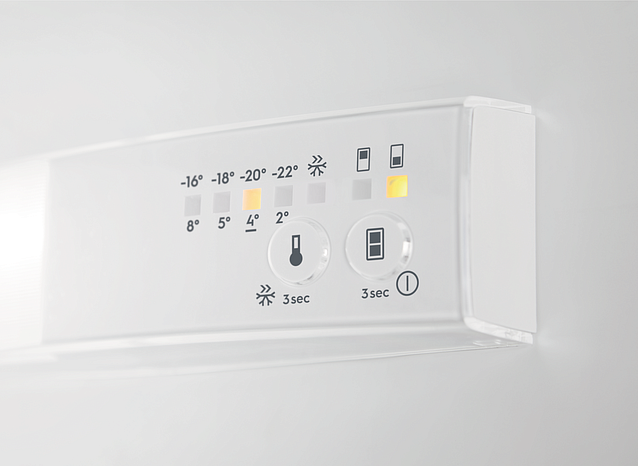 Встраиваемый холодильник AEG SCR618F6TS preview 4