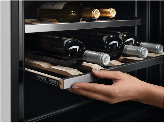 Встраиваемый винный шкаф AEG KWE884520M preview 4