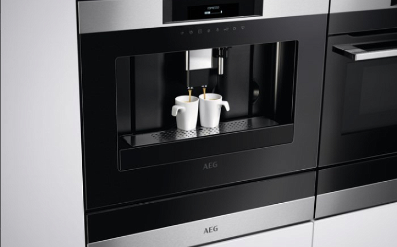 How to set up your AEG built-in coffee machine in 10 steps