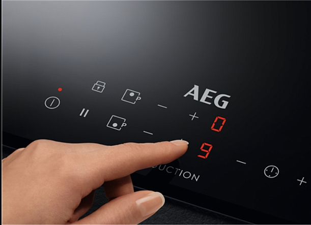 Варочная панель AEG IKB32300CB preview 2