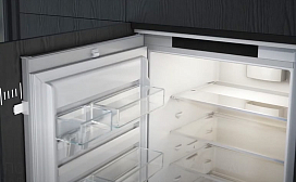 Встраиваемый холодильник AEG — установка под столешницу