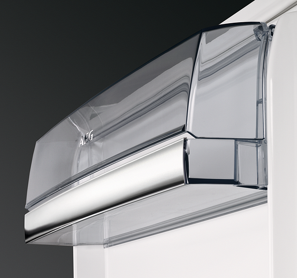 Встраиваемый холодильник AEG SCR618F6TS preview 3