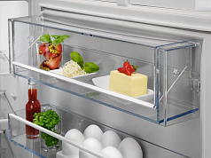 Встраиваемый холодильник AEG TSC7G181ES