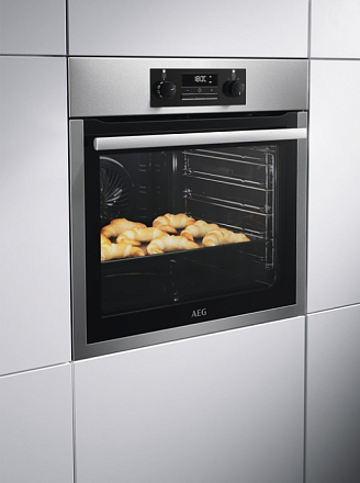 Духовой шкаф AEG BCS331150M preview 6