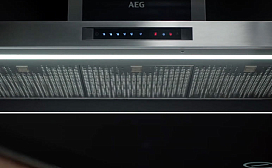 Установка каминной вытяжки AEG